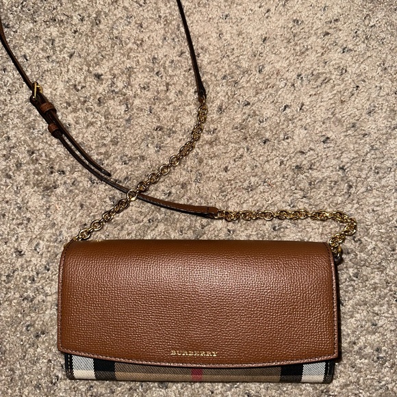 Burberry crossbody bag - Picture 5 of 5